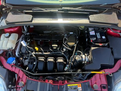 Used 2012 Ford Focus SE FWD image 23