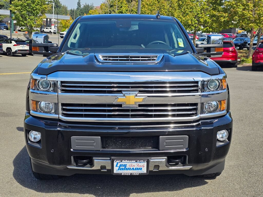 Used 2017 Chevrolet Silverado 2500 High Country w/ Duramax Plus Package AWD/4WD image 2