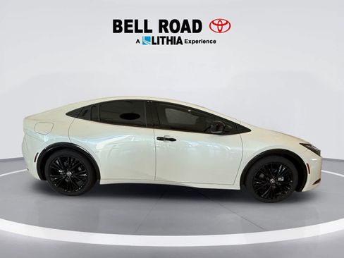 New 2026 Toyota Prius Plug-In Hybrid FWD image 8