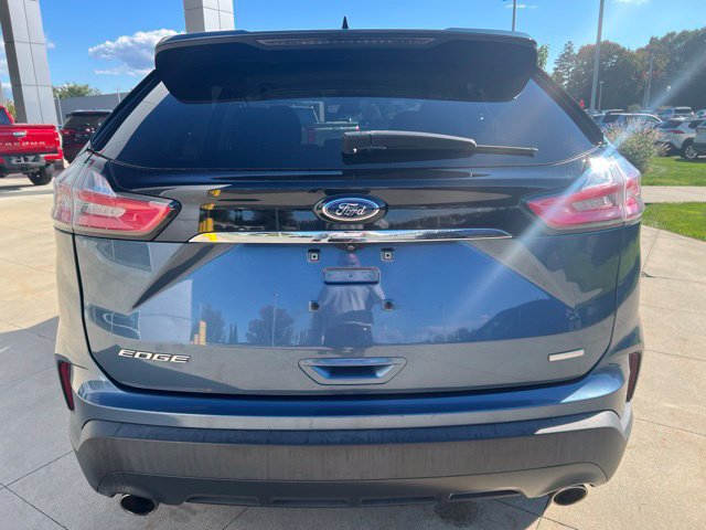 Used 2019 Ford Edge SE FWD image 6