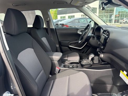 New 2025 Kia Soul S image 19