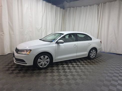 Used 2017 Volkswagen Jetta S image 7