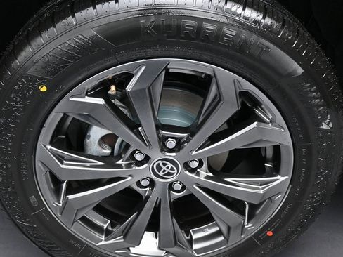 Used 2023 Toyota RAV4 Limited image 34