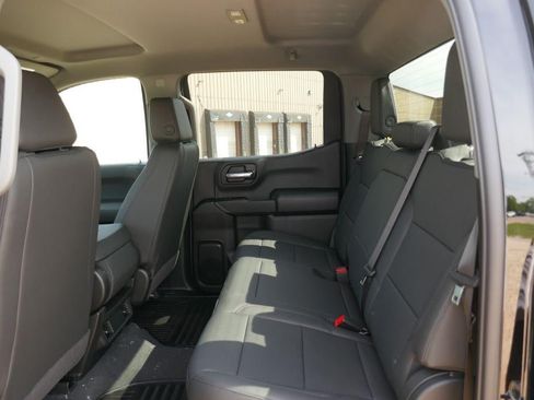 New 2026 Chevrolet Silverado 1500 W/T w/ WT Value Package AWD/4WD image 19