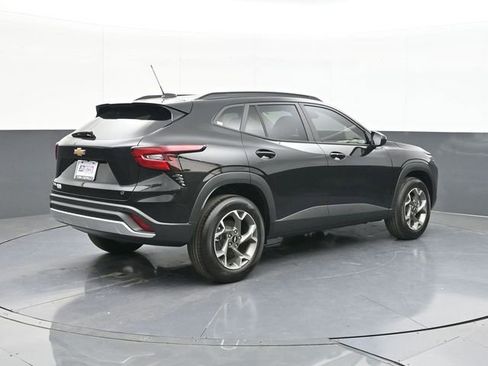 New 2026 Chevrolet Trax LT w/ Driver Confidence Package FWD image 13