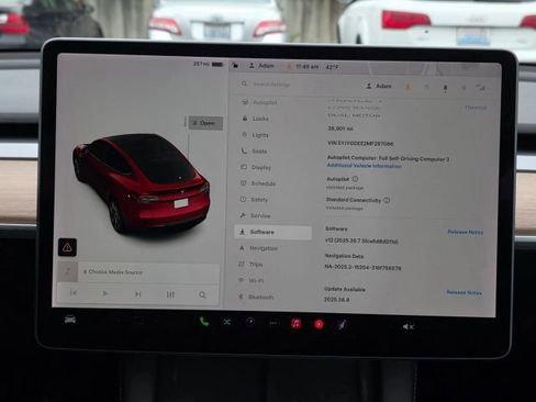 Used 2021 Tesla Model Y Long Range image 2