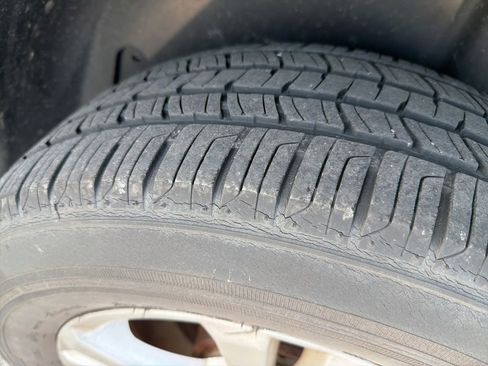 Used 2014 Chevrolet Equinox LS w/ LPO, Protection Package FWD image 13