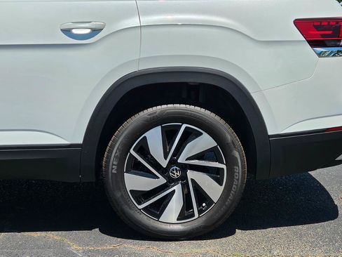 Used 2026 Volkswagen Atlas SE AWD/4WD image 15