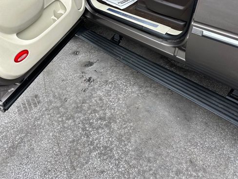 Used 2014 Cadillac Escalade Platinum image 6