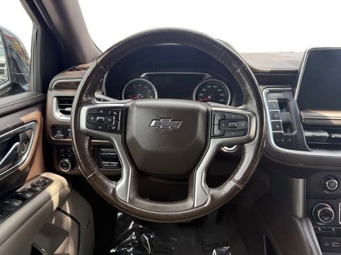 Used 2021 Chevrolet Suburban Z71 w/ Z71 Off-Road Package image 17