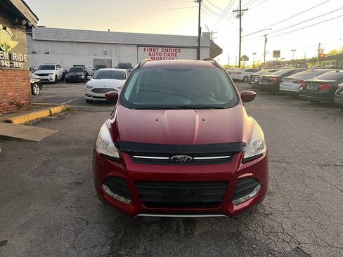 Used 2014 Ford Escape SE w/ Equipment Group 201A image 8