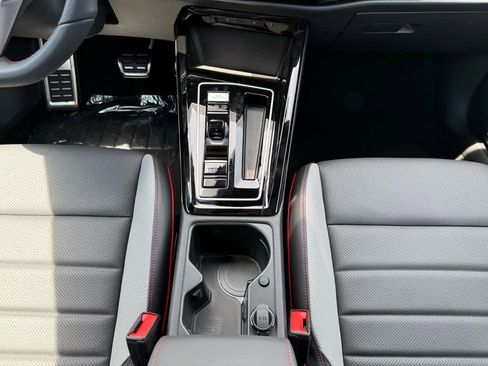 New 2025 Volkswagen GTI SE image 19