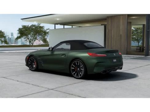 New 2026 BMW Z4 M40i image 2
