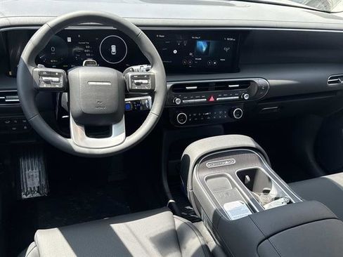 New 2026 Hyundai Palisade SEL Premium FWD image 6