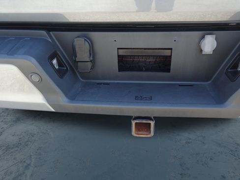 Used 2023 Ford F150 Lariat w/ Equipment Group 502A High AWD/4WD image 10