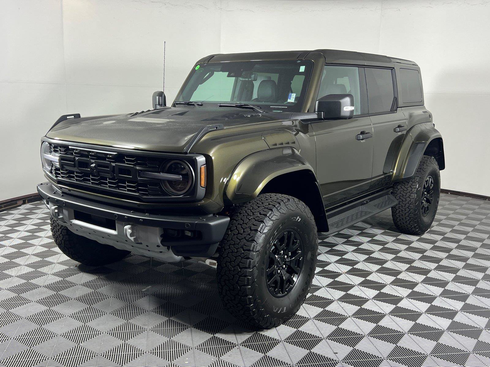 New 2026 Ford Bronco Raptor AWD/4WD image 3