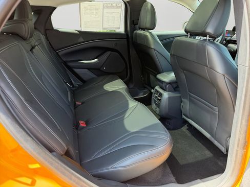 Used 2022 Ford Mustang Mach-E Premium RWD image 9