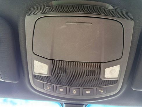 Used 2017 Lincoln Continental Select w/ Climate Package image 34