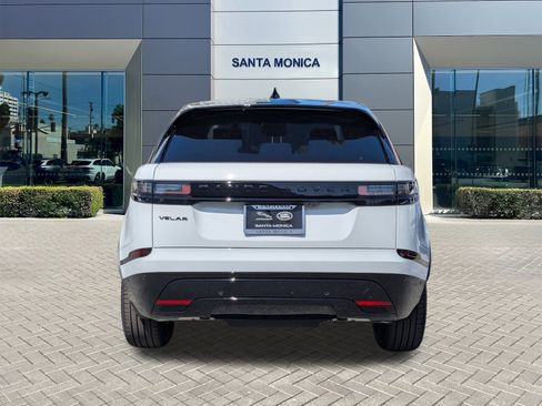 New 2026 Land Rover Range Rover Velar Dynamic SE image 8