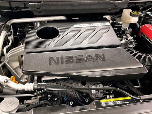 Used 2023 Nissan Rogue SV image 9