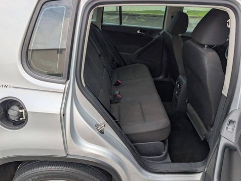 Used 2012 Volkswagen Tiguan S FWD image 40