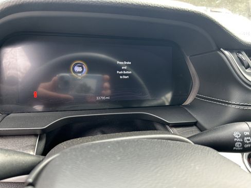 Certified 2023 Jeep Grand Cherokee L Limited w/ Black Appearance Package image 5