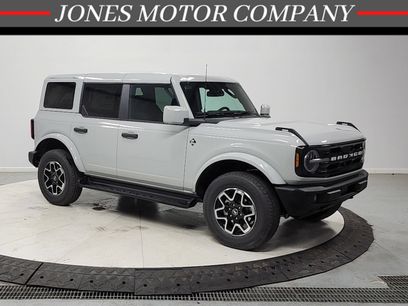 New 2026 Ford Bronco Outer Banks