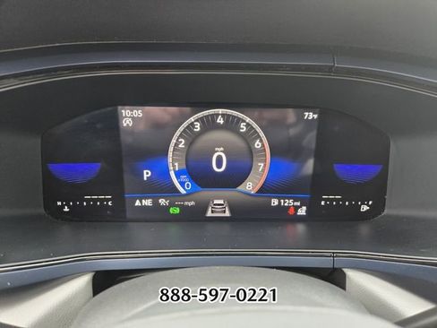 Used 2022 Volkswagen Taos SE w/ Driver Assistance Package FWD image 29