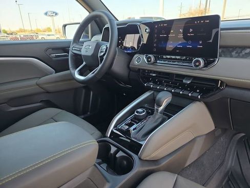 New 2026 Chevrolet Colorado ZR2 w/ Technology Package image 16