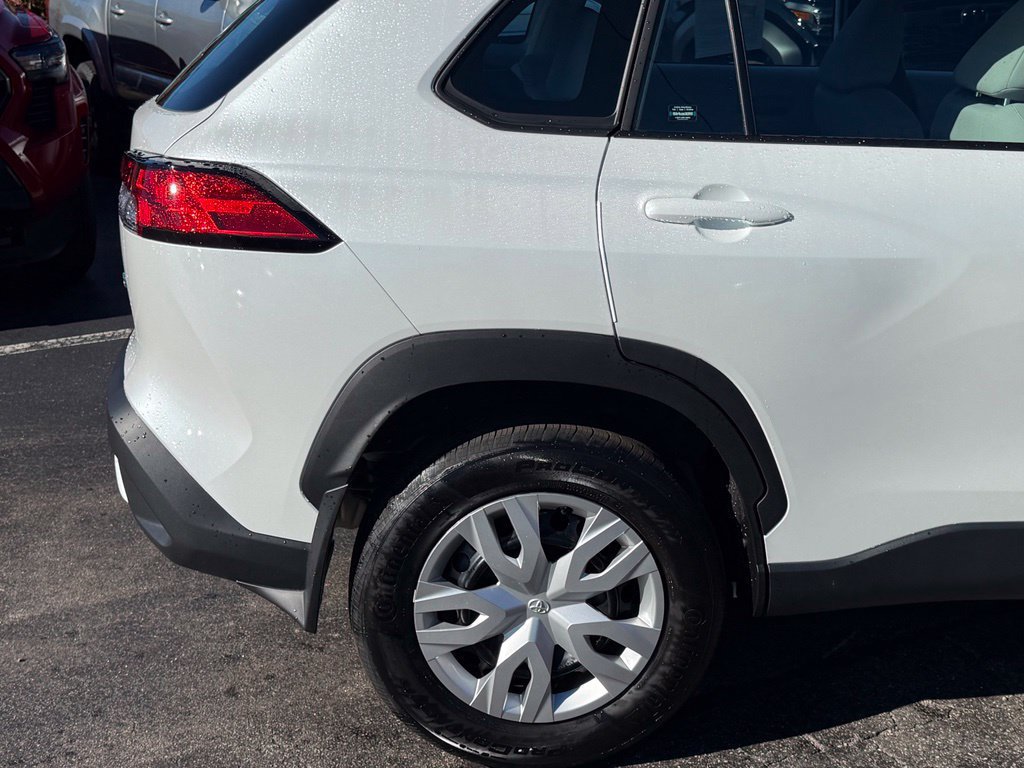 Certified 2024 Toyota Corolla Cross L AWD/4WD image 8