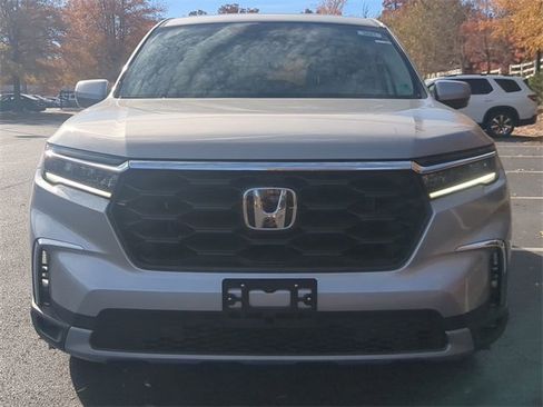 New 2025 Honda Pilot EX-L image 8