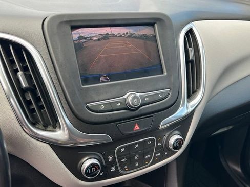 Used 2020 Chevrolet Equinox LT w/ Driver Convenience Package AWD/4WD image 24