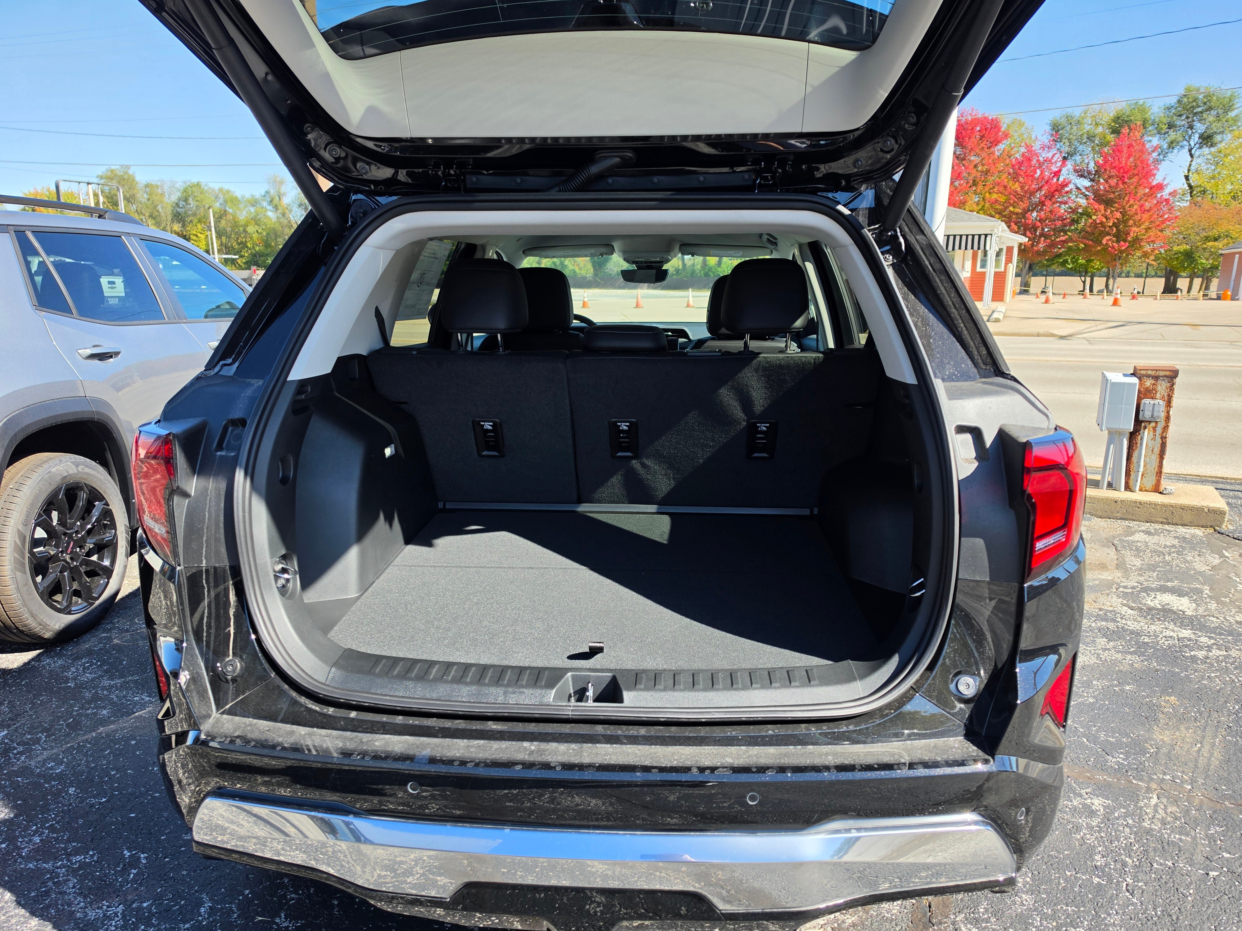 New 2027 GMC Terrain Denali AWD/4WD image 5