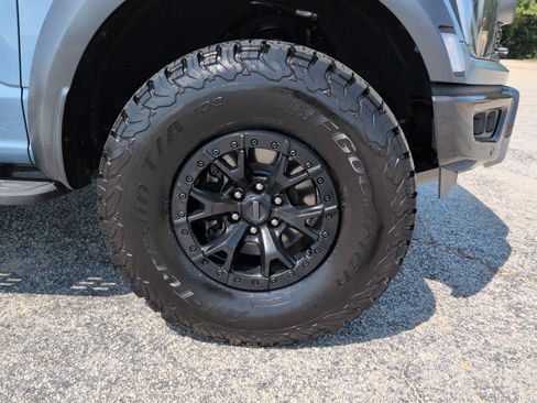 Used 2023 Ford F150 Raptor w/ Raptor 37 Performance Package AWD/4WD image 9