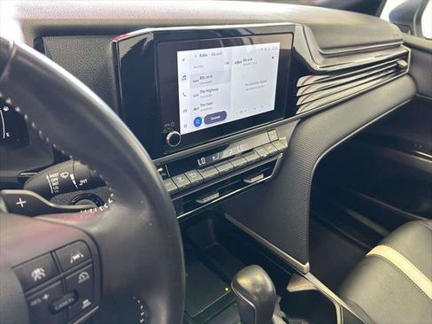 Certified 2025 Toyota Camry SE FWD image 21