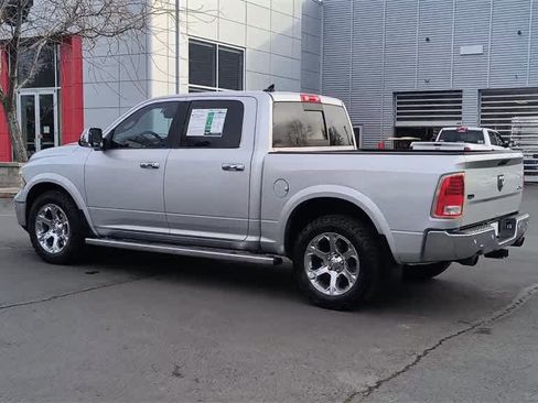 Used 2015 RAM 1500 Laramie image 6
