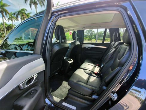 Used 2017 Volvo XC90 T5 Momentum w/ Vision Package FWD image 29