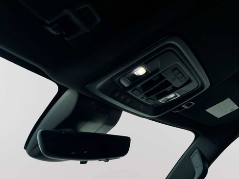 Certified 2022 Chevrolet Silverado 1500 High Country w/ High Country Premium Package image 36