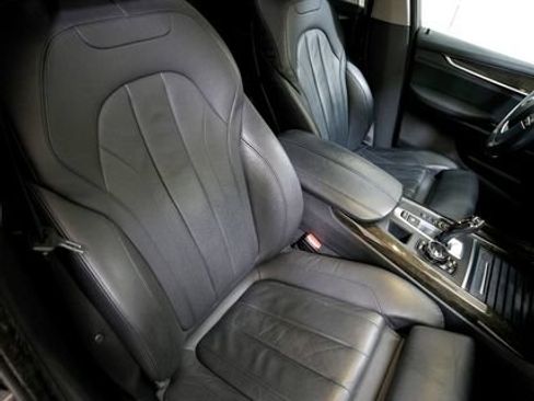 Used 2015 BMW X5 xDrive50i AWD/4WD image 9