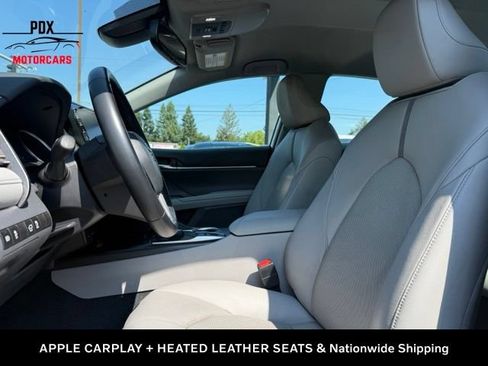 Used 2022 Toyota Camry XLE FWD image 13