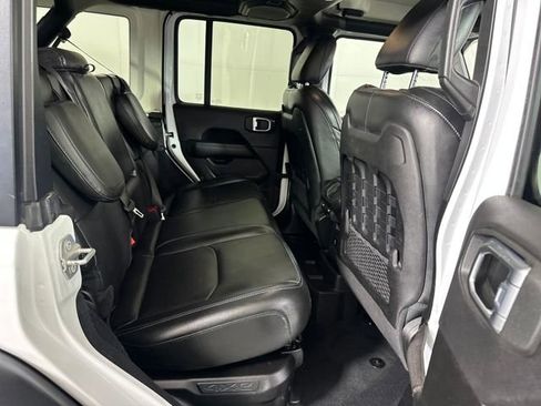 Used 2022 Jeep Wrangler Unlimited Rubicon 4xe w/ Cold Weather Group image 27