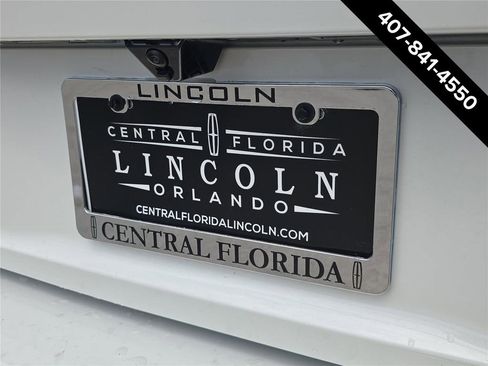 New 2026 Lincoln Navigator L Reserve AWD/4WD image 5