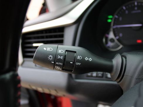 Used 2019 Lexus RX 350L Premium w/ Premium Package image 21