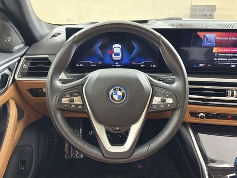 Used 2023 BMW i4 eDrive35 image 11