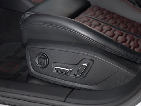 Used 2024 Audi RS 6 performance AWD/4WD image 17