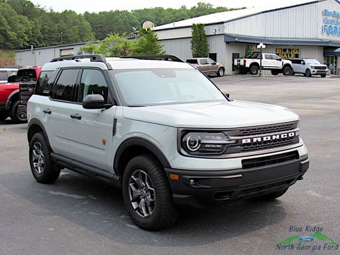 Used 2023 Ford Bronco Sport Badlands image 7