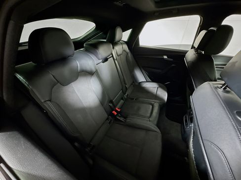 Used 2023 Audi SQ5 Premium w/ Convenience Package image 26