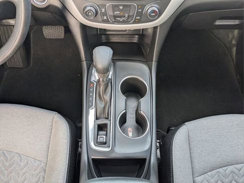 Used 2024 Chevrolet Equinox LS w/ LS Convenience Package FWD image 24