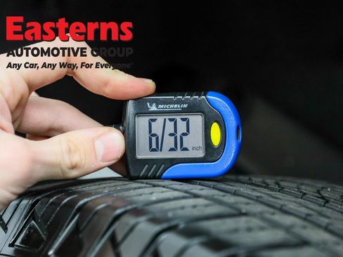 Used 2024 GMC Sierra 1500 SLT image 26