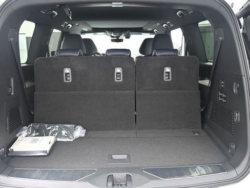 New 2026 INFINITI QX80 4WD image 34